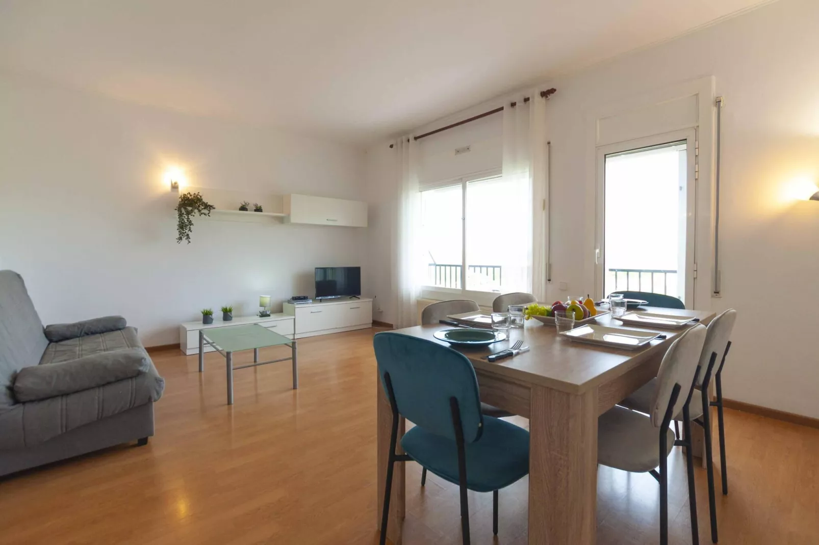 1141 MAS OLIVA con Piscina-Dining room