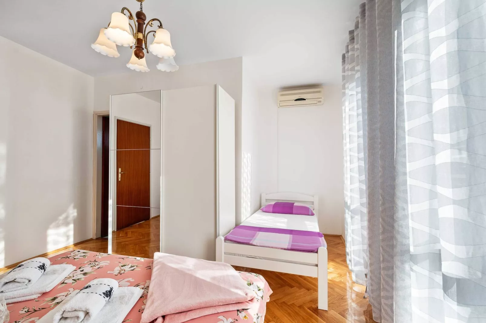 Apartments Barbarella - Three Bedroom Apartment A2-Bedroom