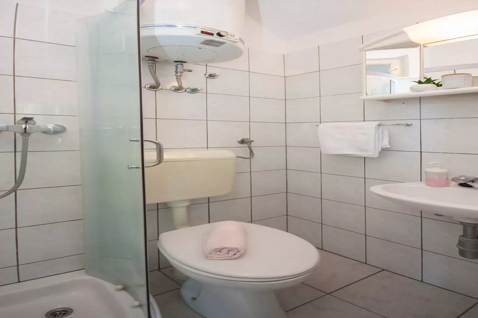 Apartments and Rooms Mikelin - Studio Jure 5-Bathroom