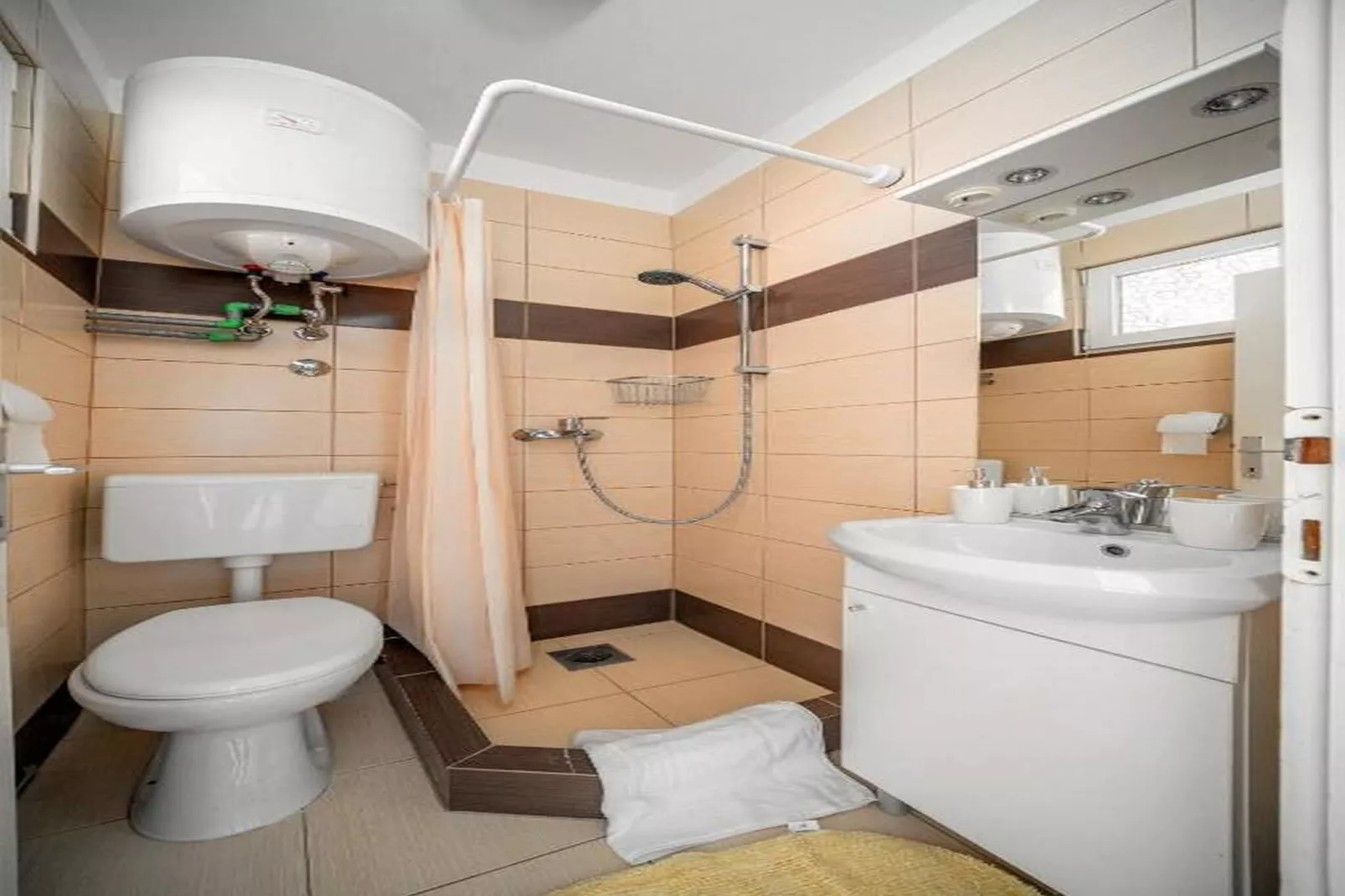 Apartments Matija - One bedroom apartment-Badezimmer