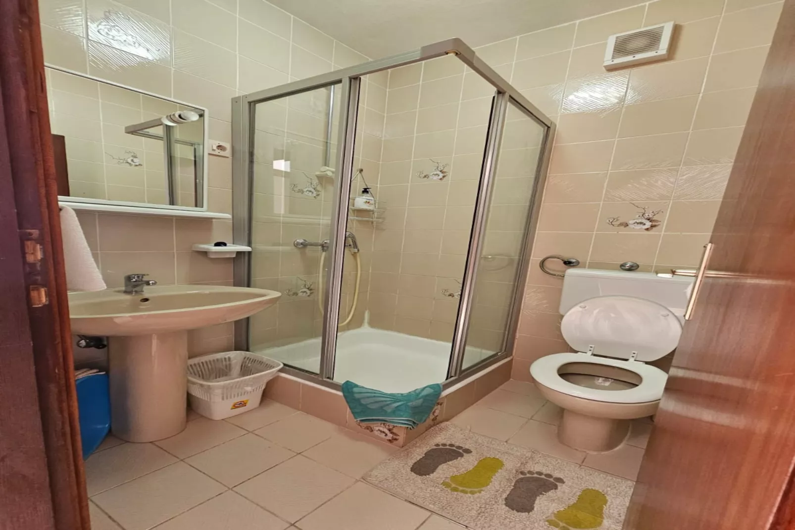 Apartments Nestor - studio apartment A3-Bathroom