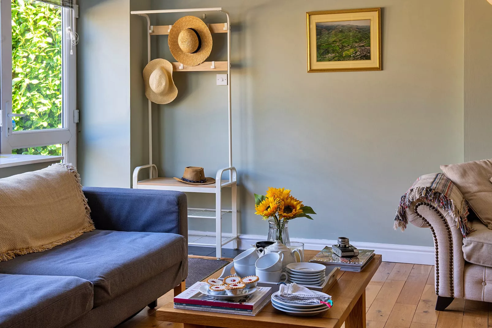 Felin Ship-Living room