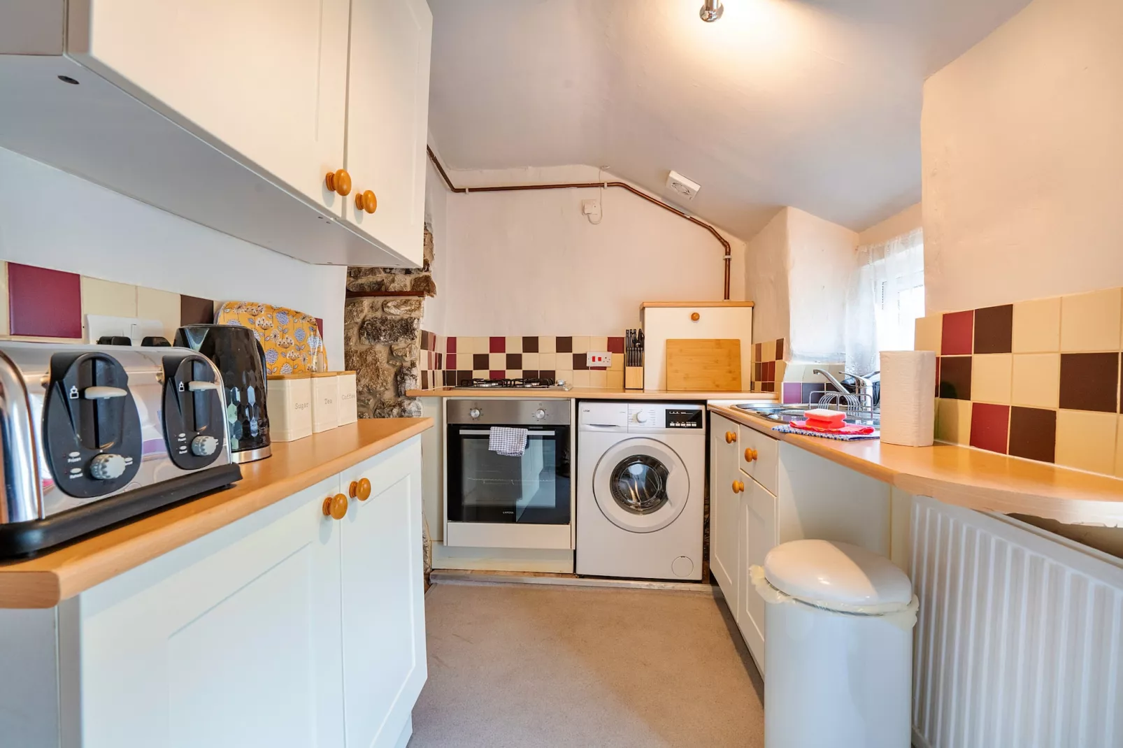 Westcote Cottage-Kitchen