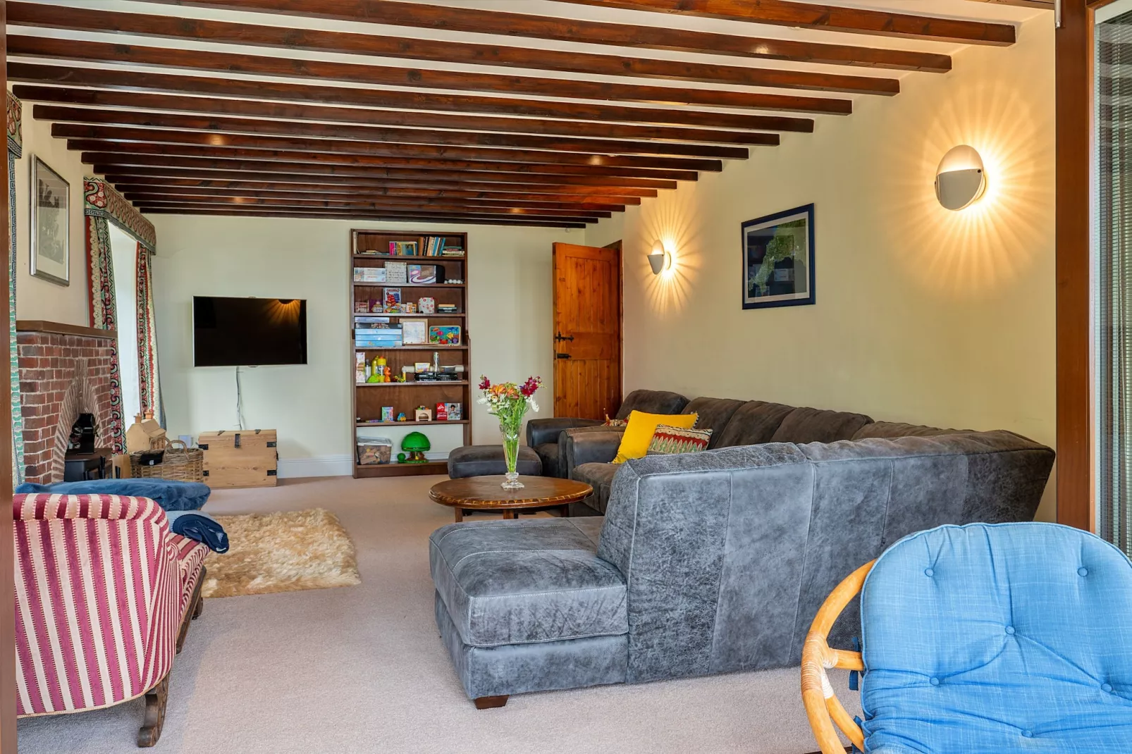 Tregatreath-Living room