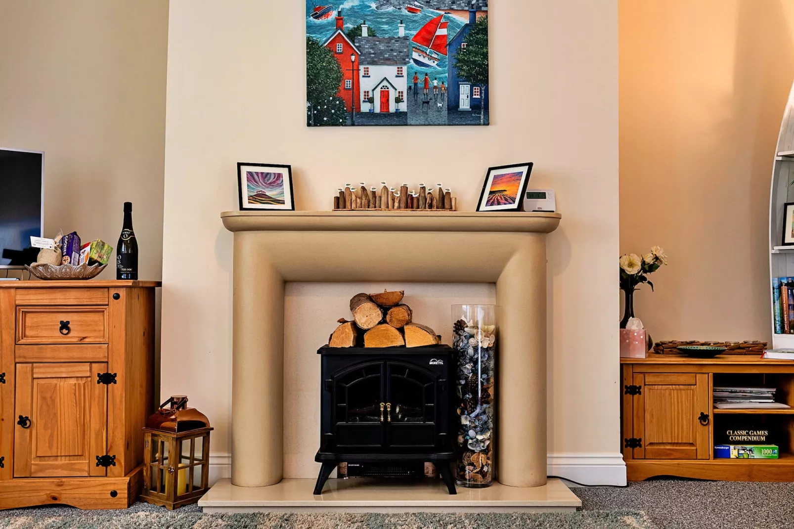 Byron Street-Living room