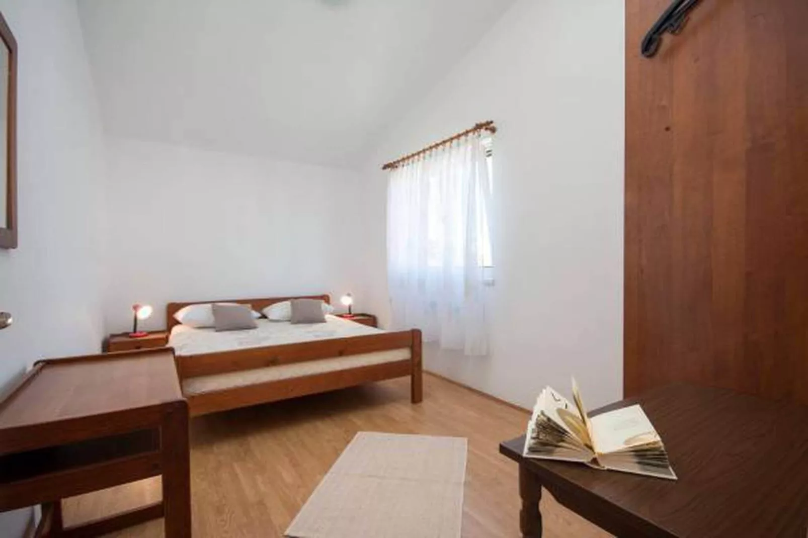 Apartments Maretić - one bedroom apartment A1-Schlafzimmer