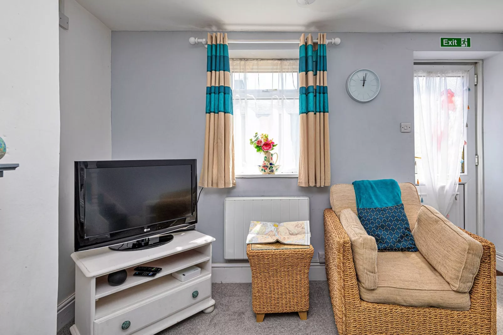 Arosfa Cottage-Living room