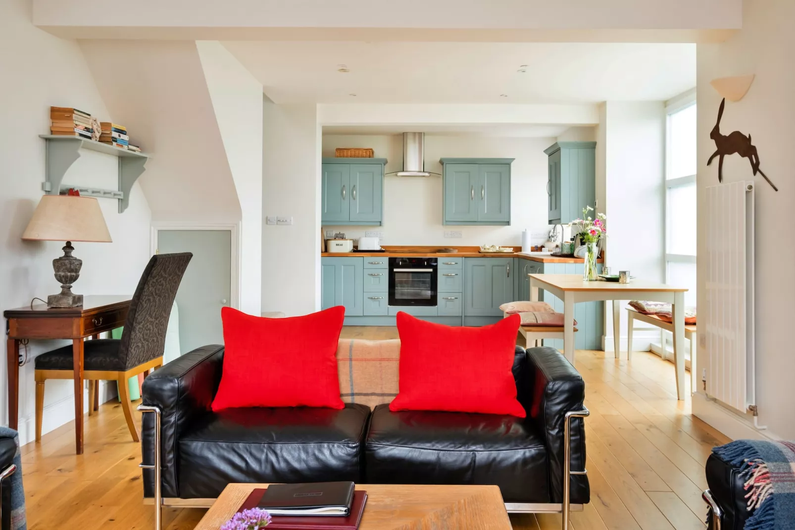 Coach House Wellbeing Retreat-Wohnzimmer