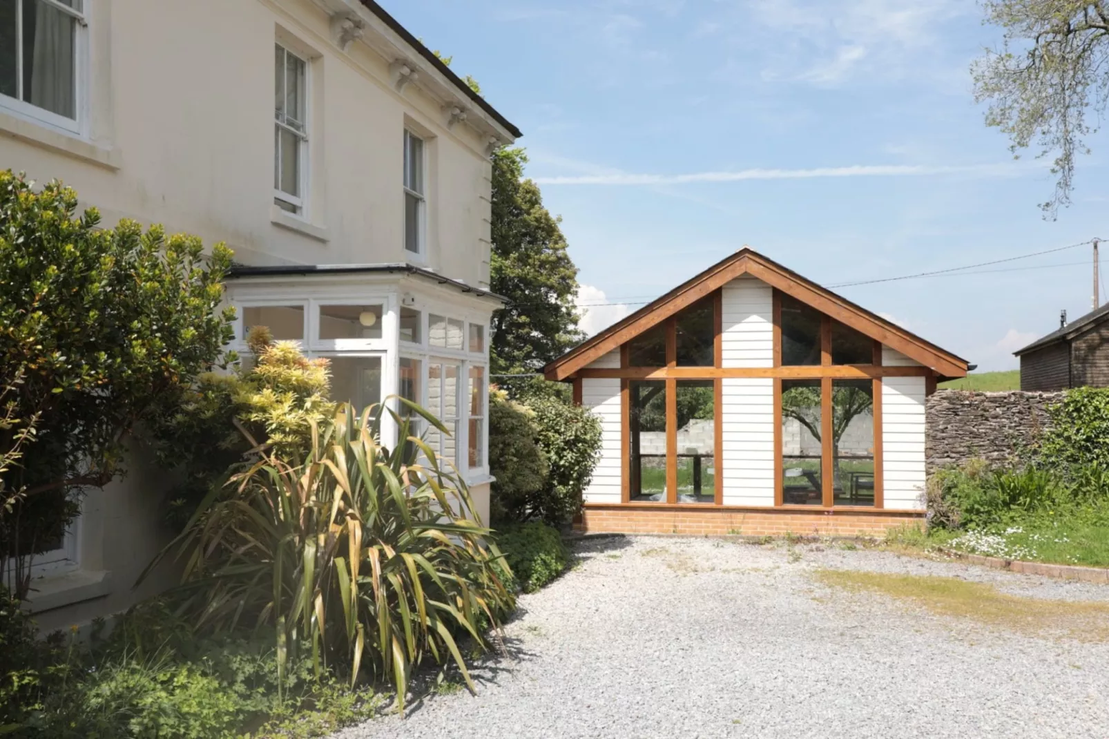 Buckland House-Außenbereich Sommer