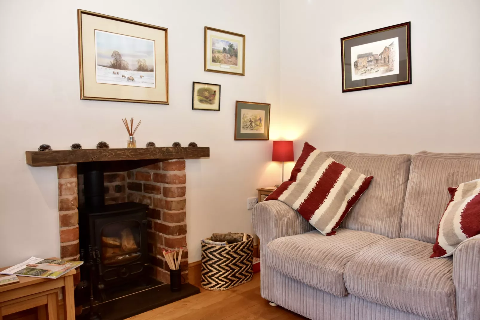 Cheese Room Cottage-Salon
