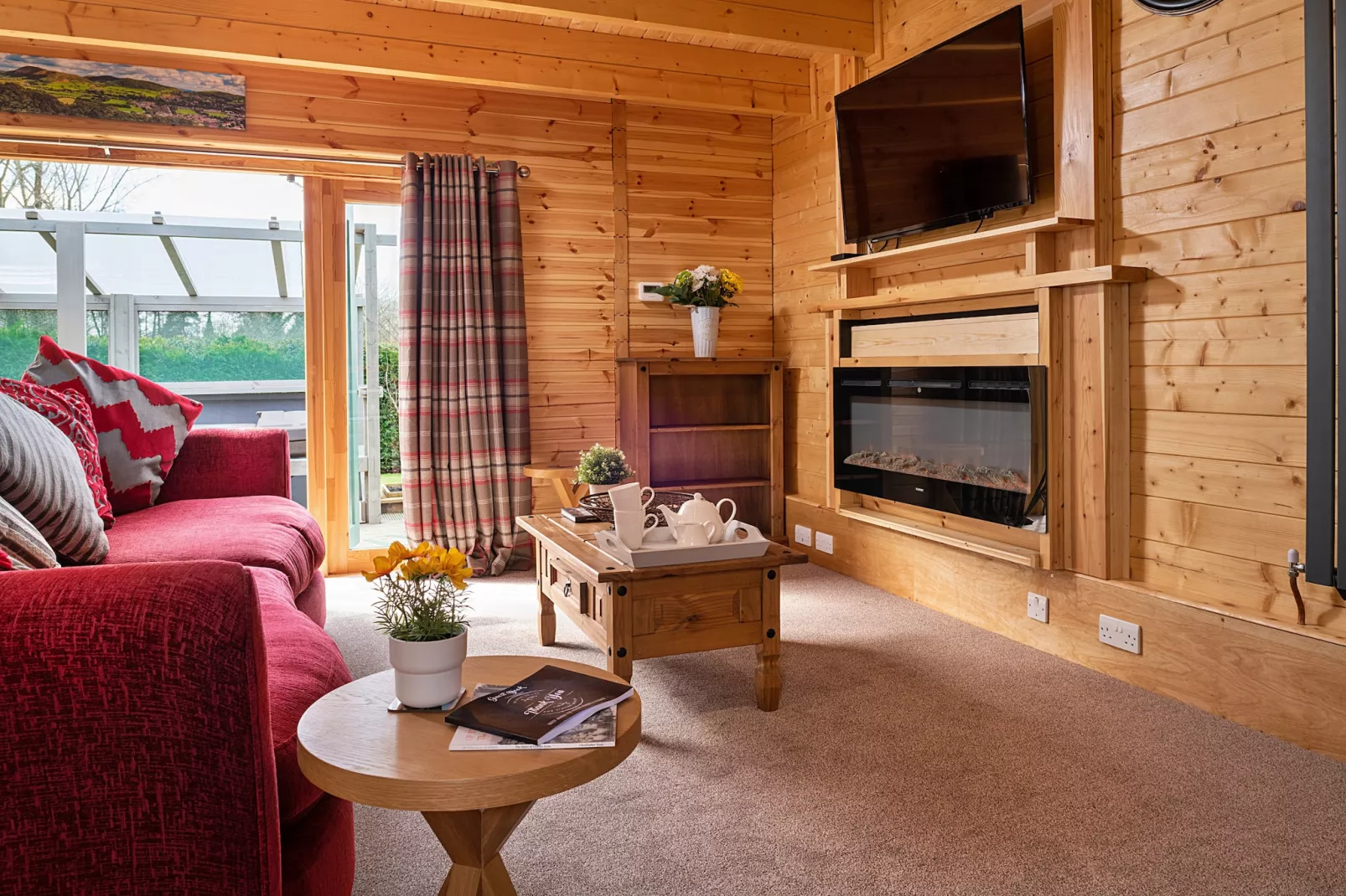 Garden Lodge-Living room