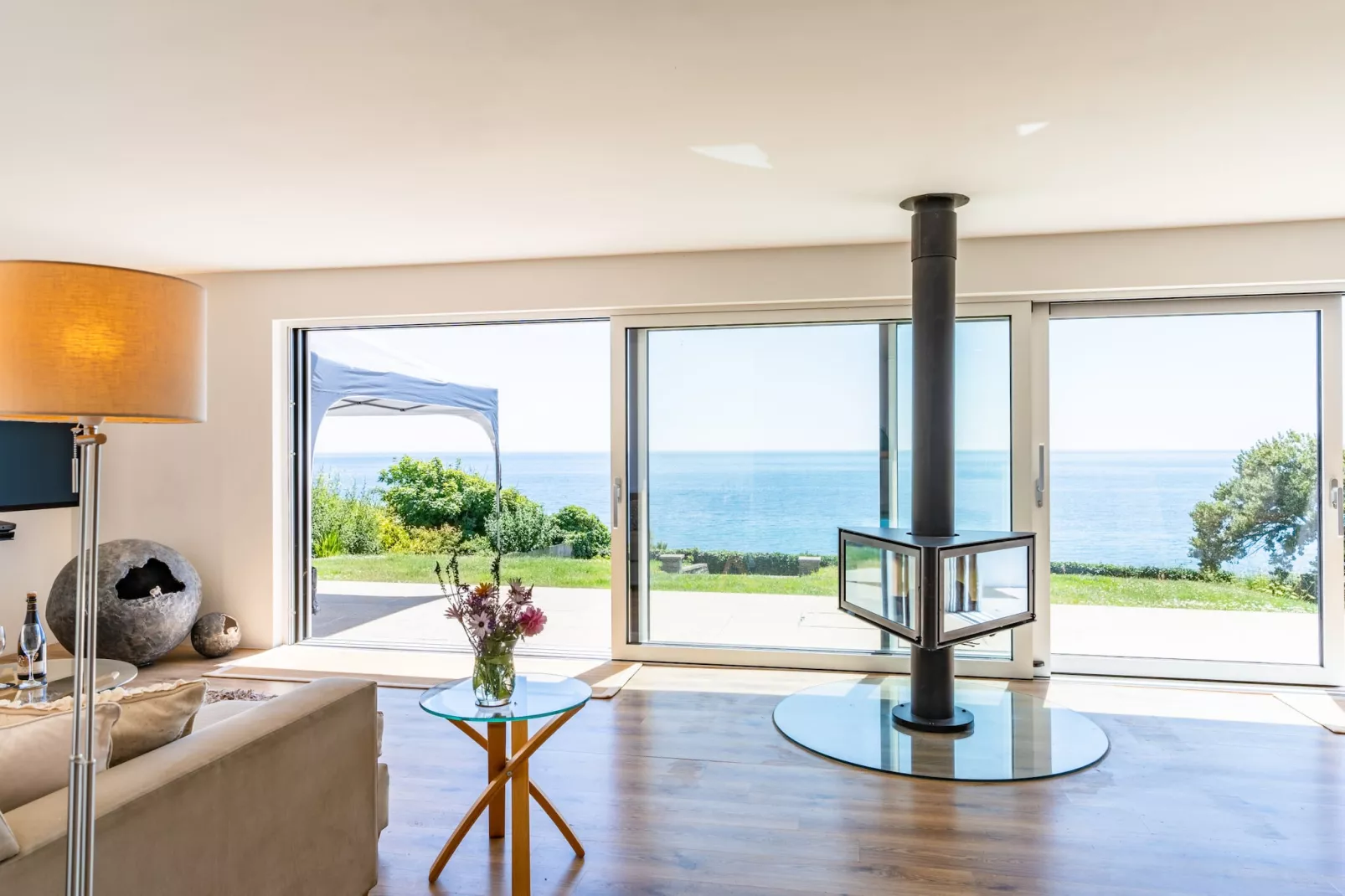 Avalon Sea Views-Salon