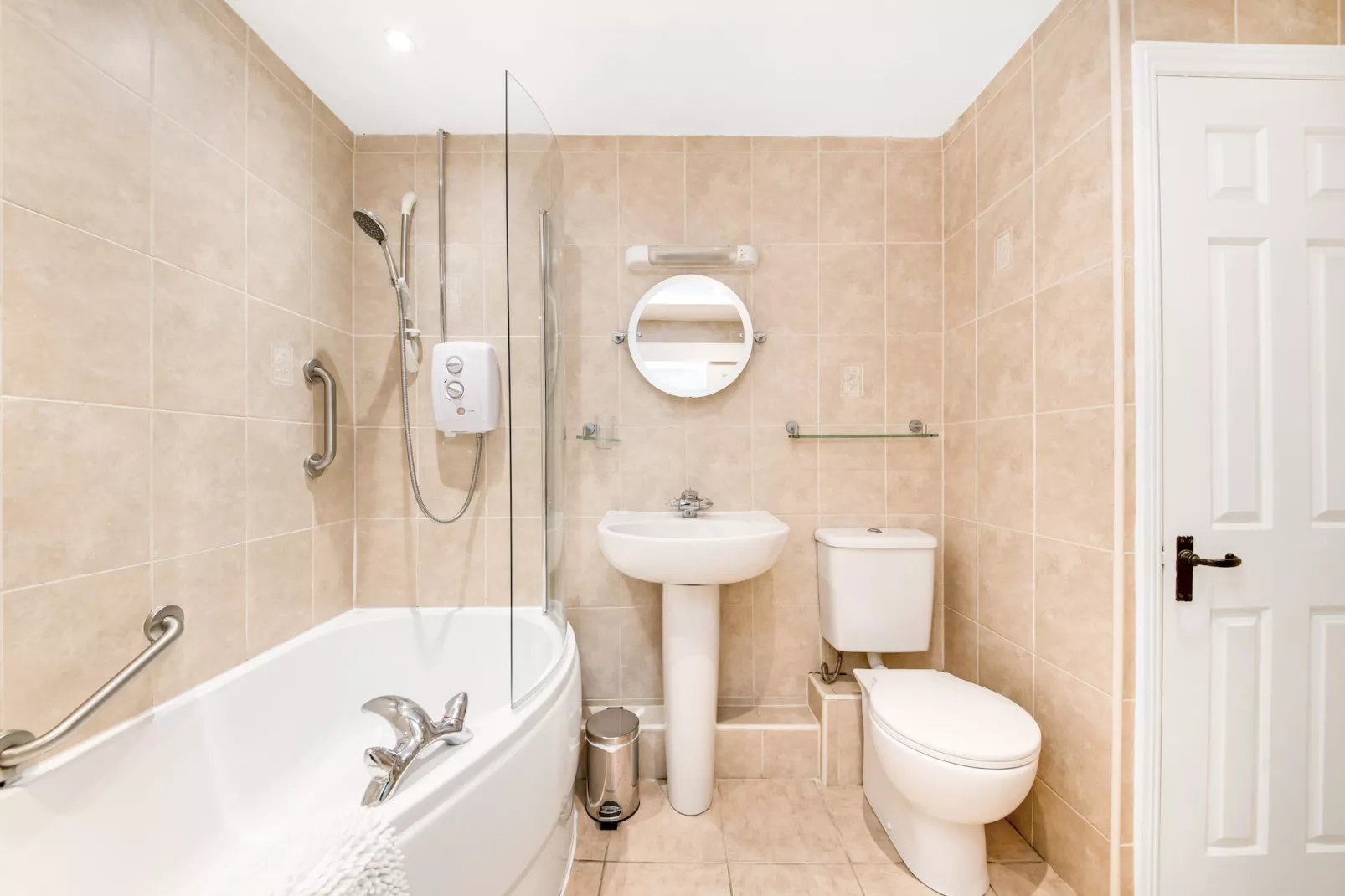 Ryedale Hall Cottage-Bathroom