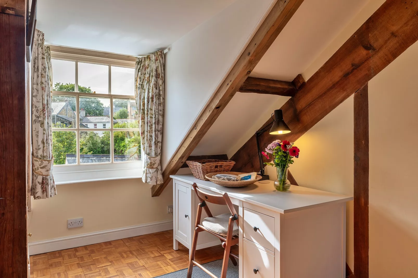 Valley View-Bedroom