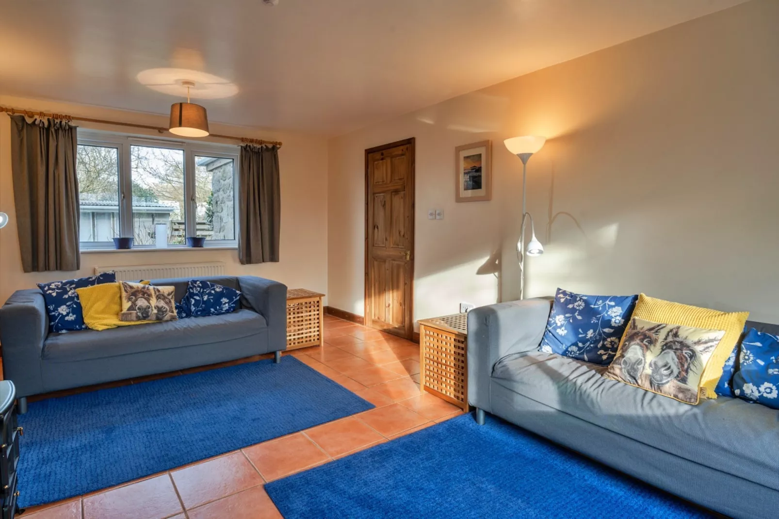 No.1 Gladys' Orchard-Living room