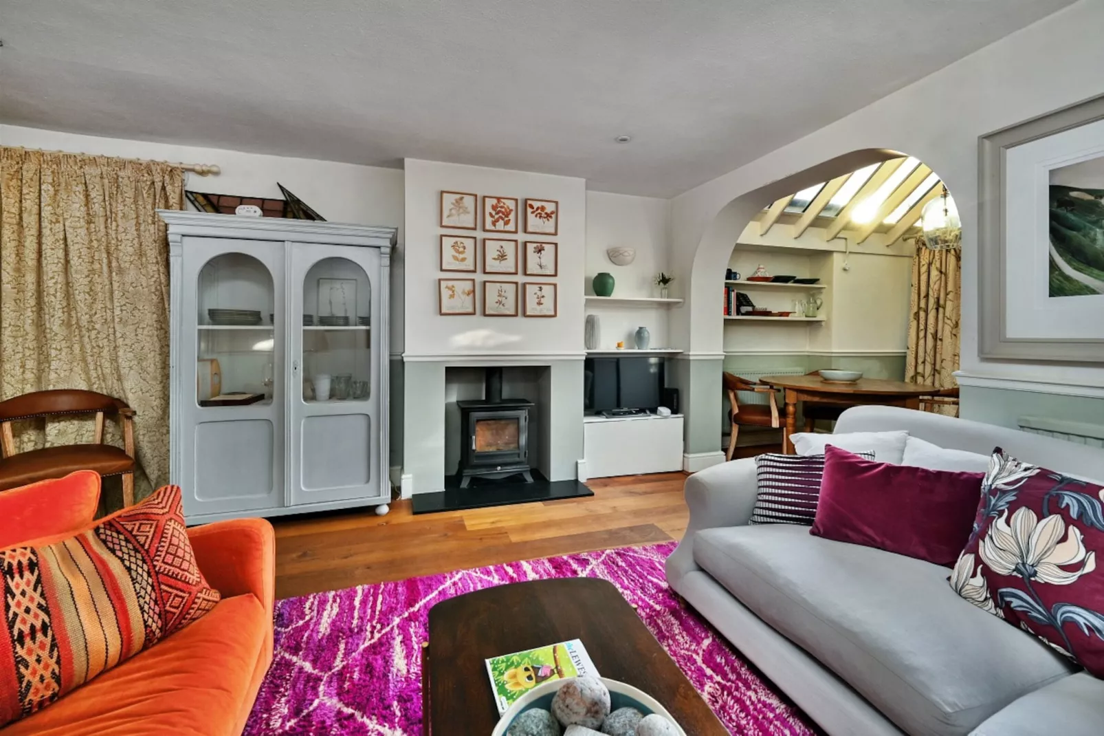123, High Street-Living room