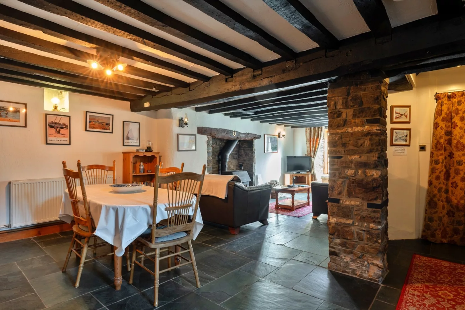 Hope Thatch-Dining room