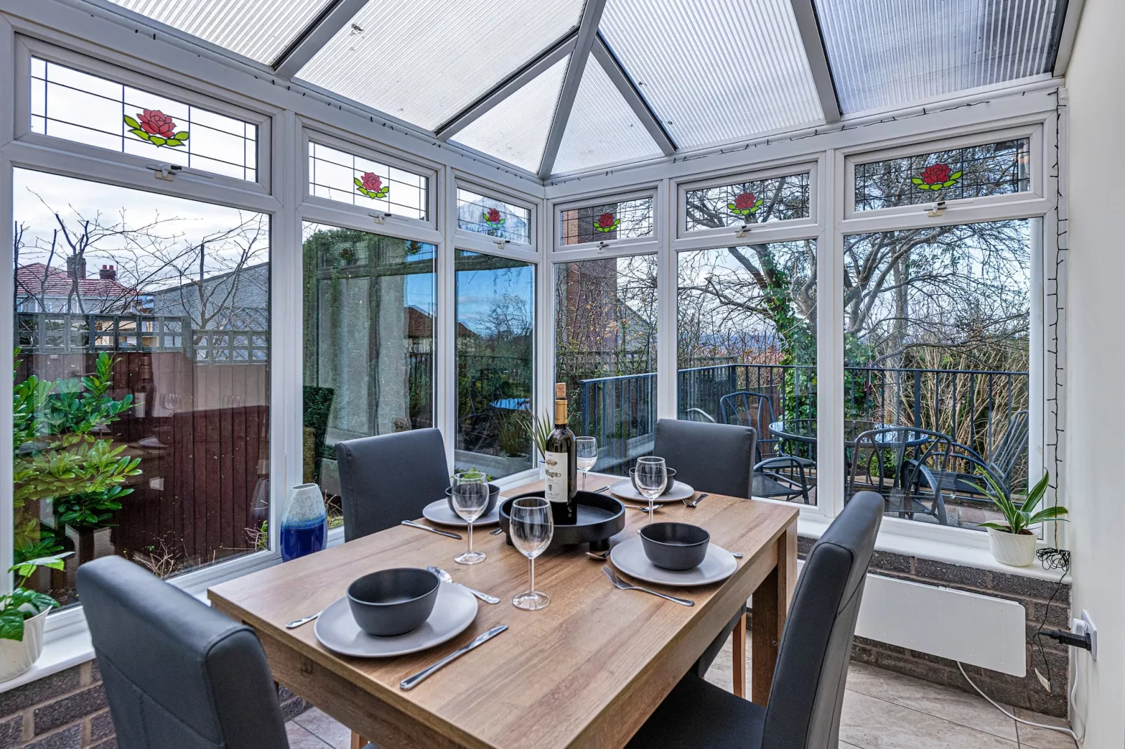 Cesail Y Mynydd-Dining room