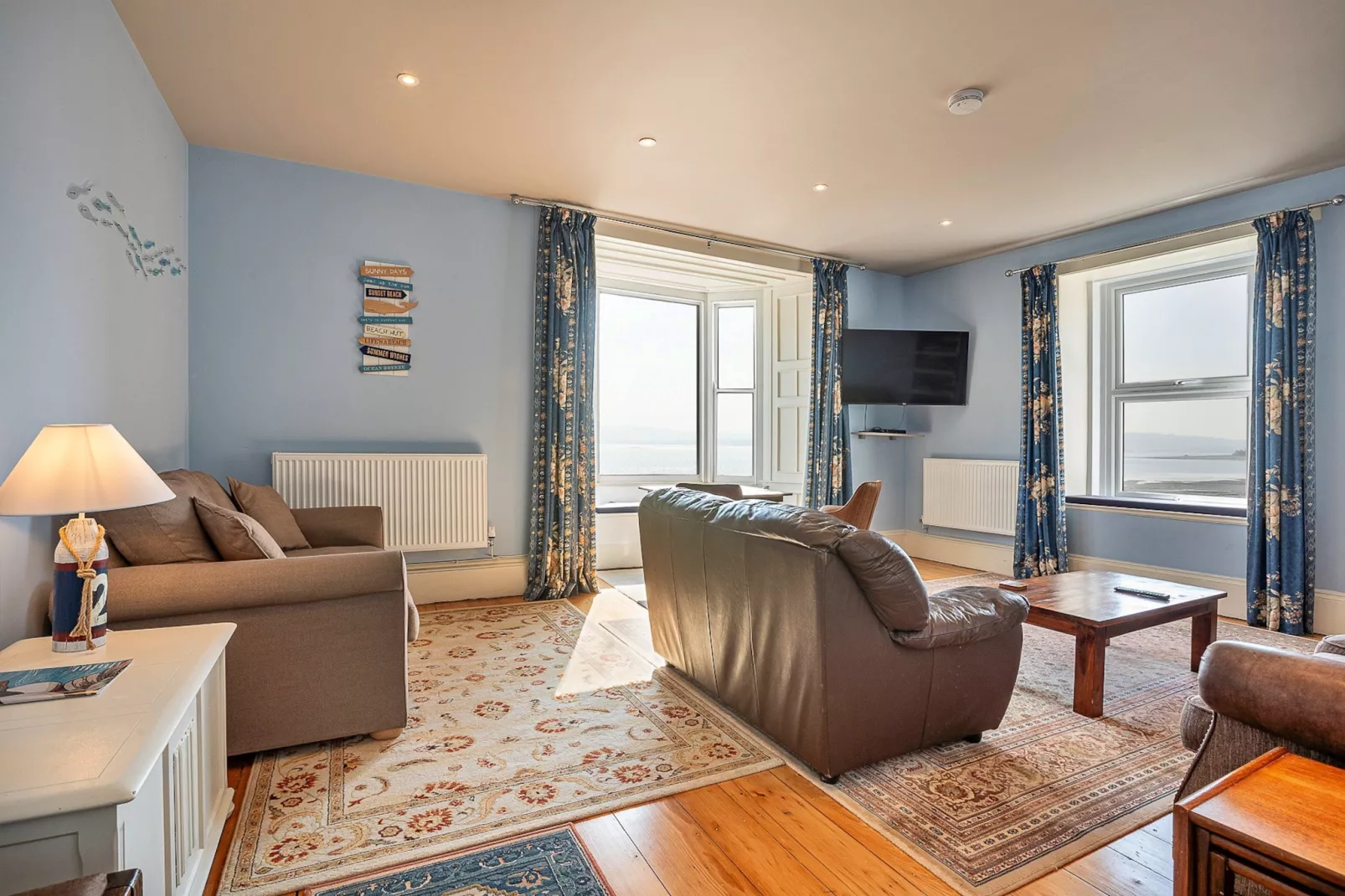 Waters Edge at Gadlys House-Living room