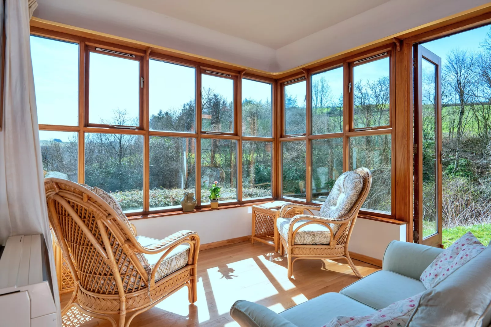 Cwmfron House-Living room