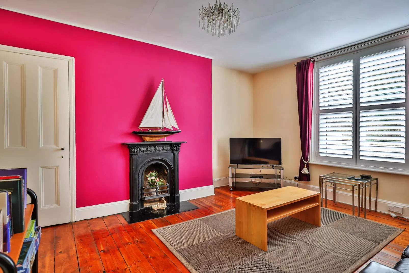 Adventure House-Living room