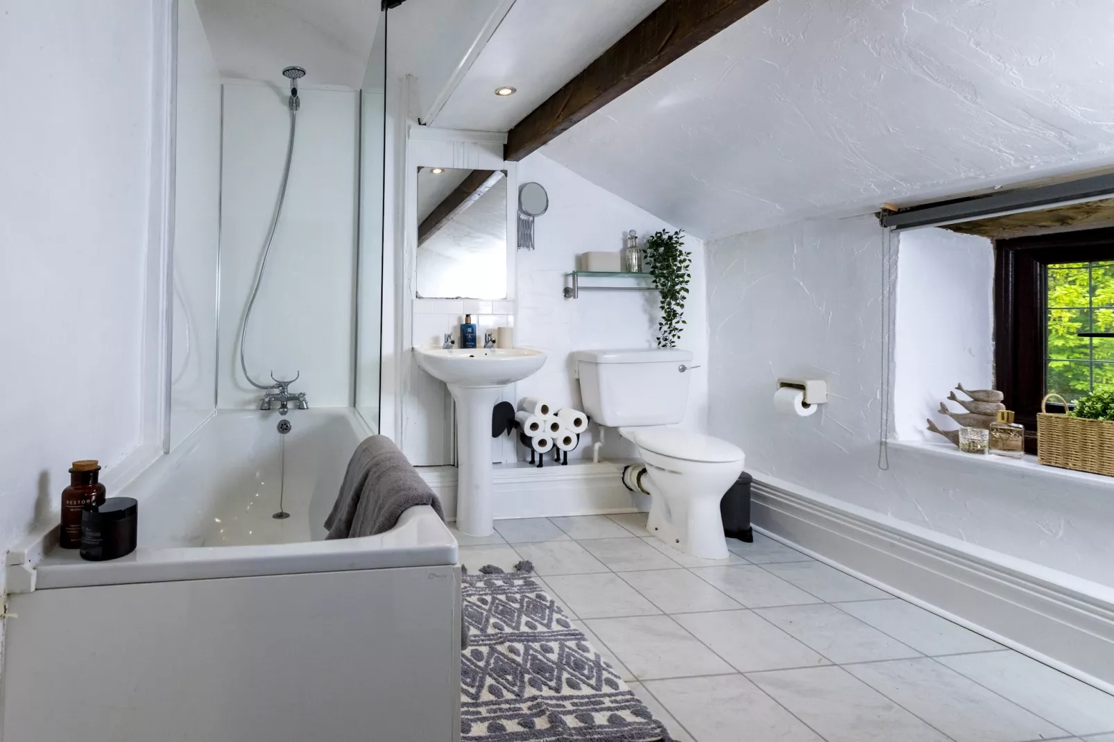 Ellen's Cottage-Badezimmer
