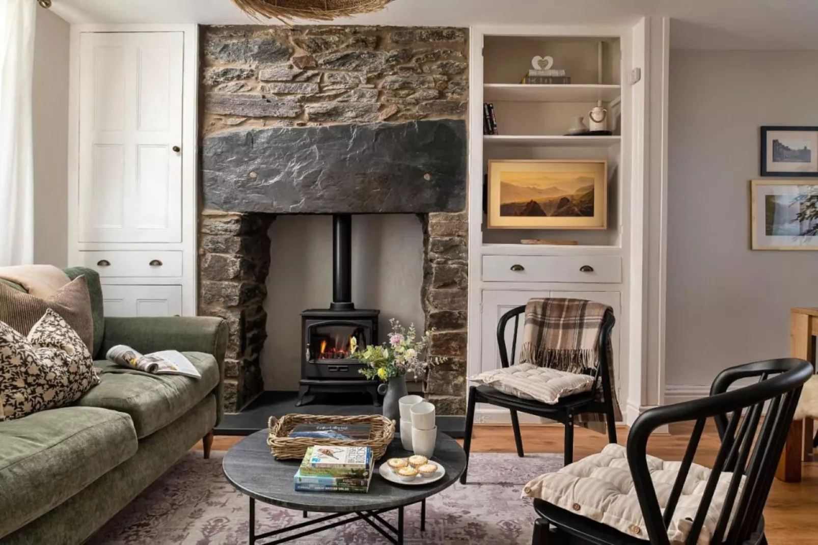Bwthyn Llechi (Slate Cottage)-Living room