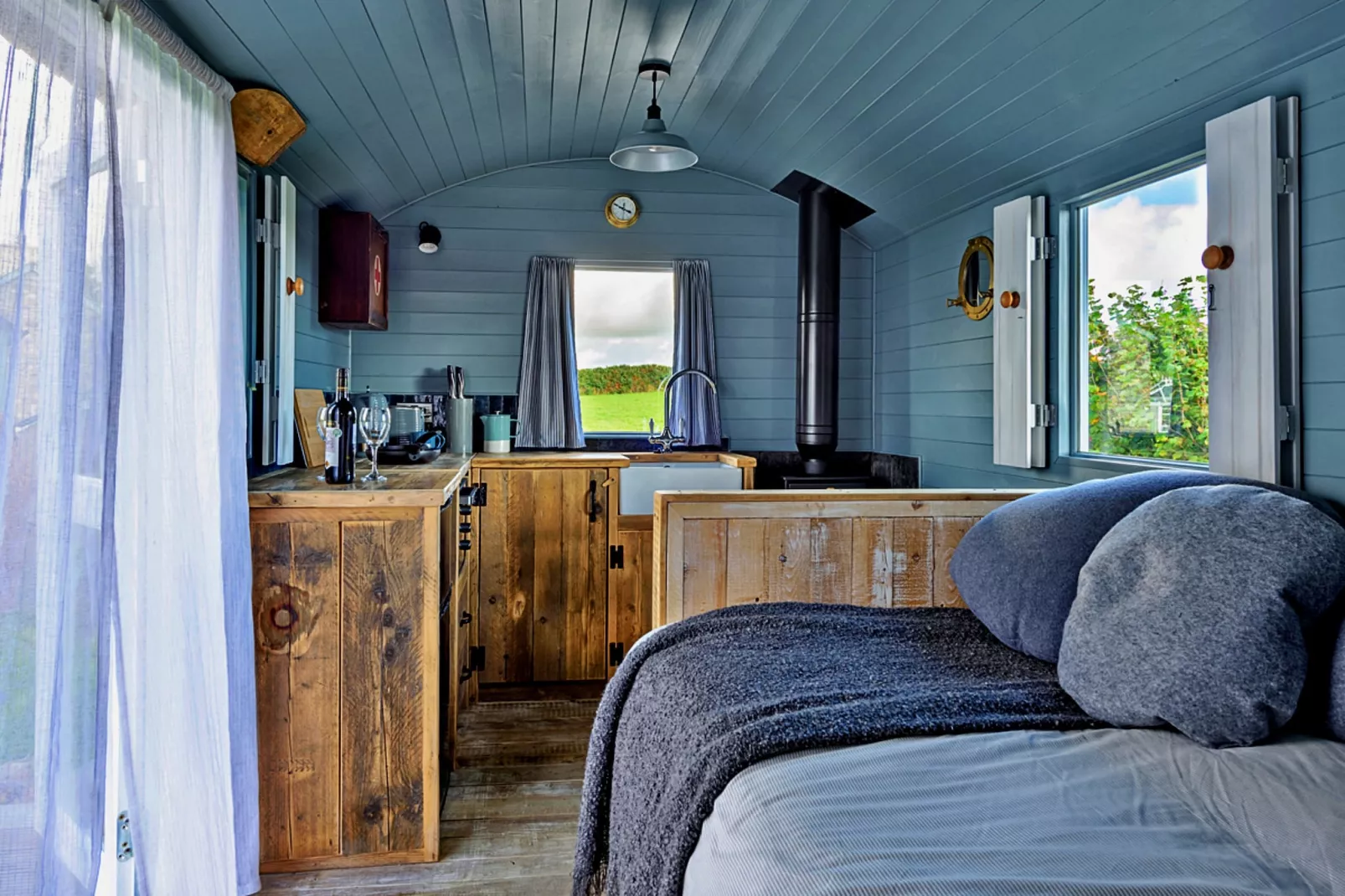 'Susanna' Poachers Hut-Cuisine