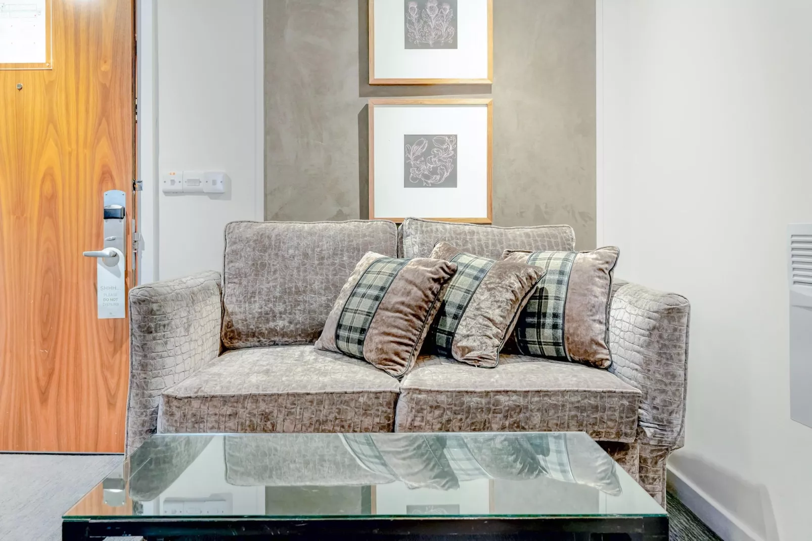Landmark Delx Double-Bedroom