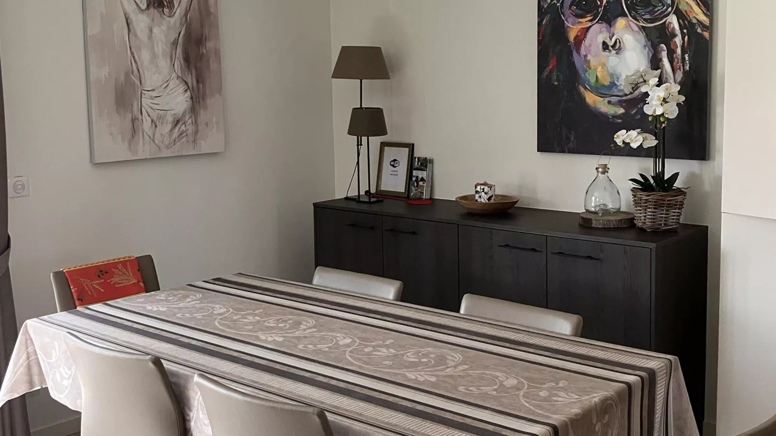 Lac Bleu nr 17-Dining room