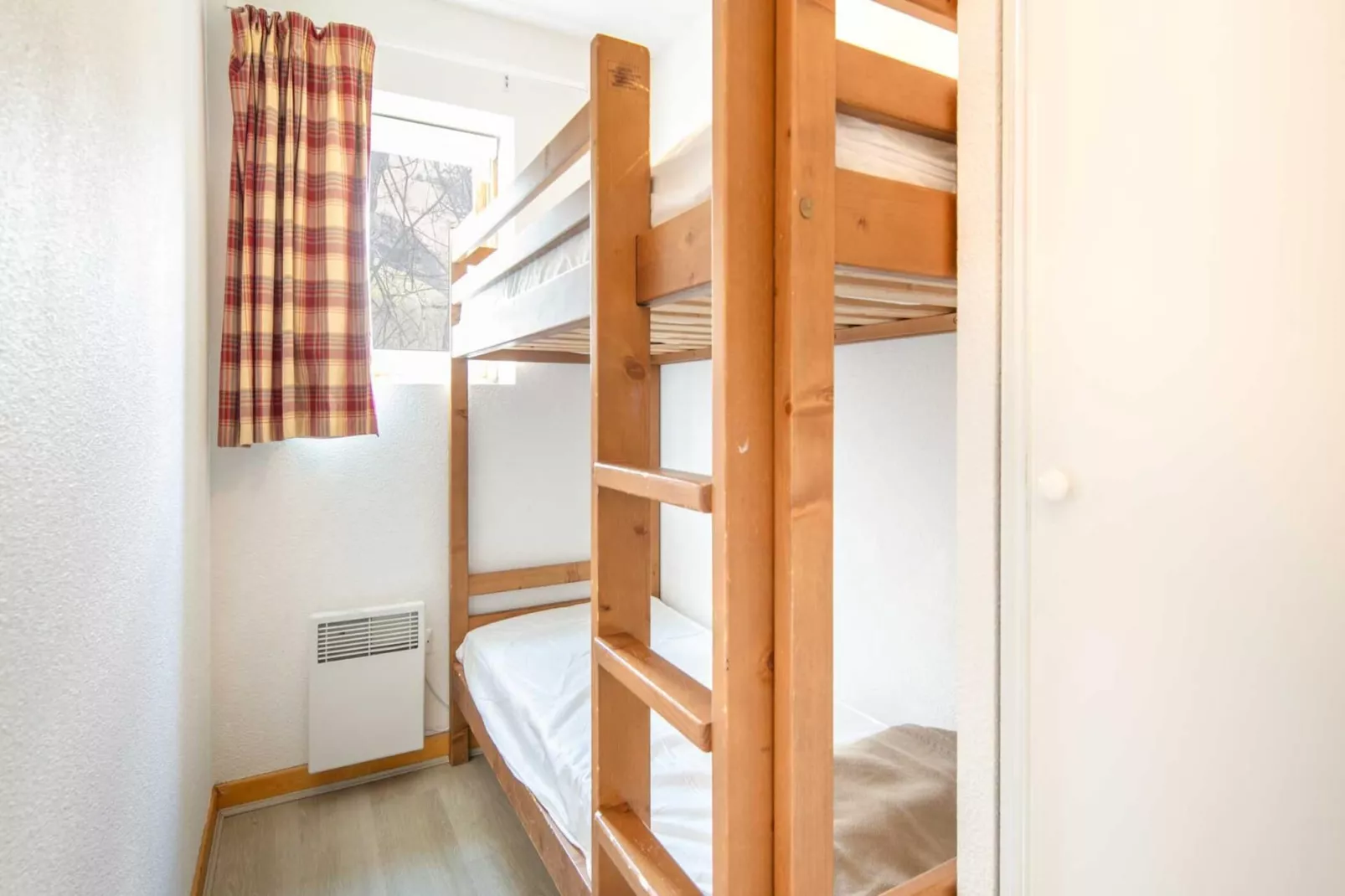 Les Biches N°81 - 3P6-Bedroom