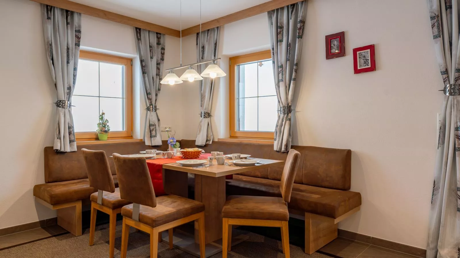 Bichlblick-Dining room