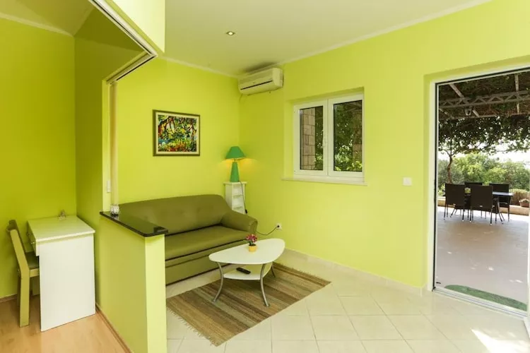 Apartments Villa Dubrovnik - Comfort Studio Apartment with Terrace and Sea View-Living room