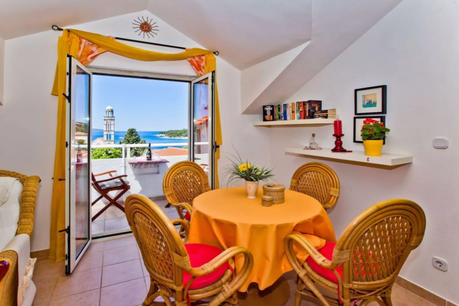 Charming and Sunny Hvar Apartments - One Bedroom Apartment with Balcony (owner 6)-Dining room