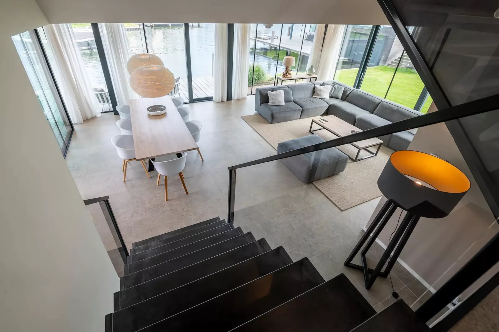 Harbour Village 3-Dining room