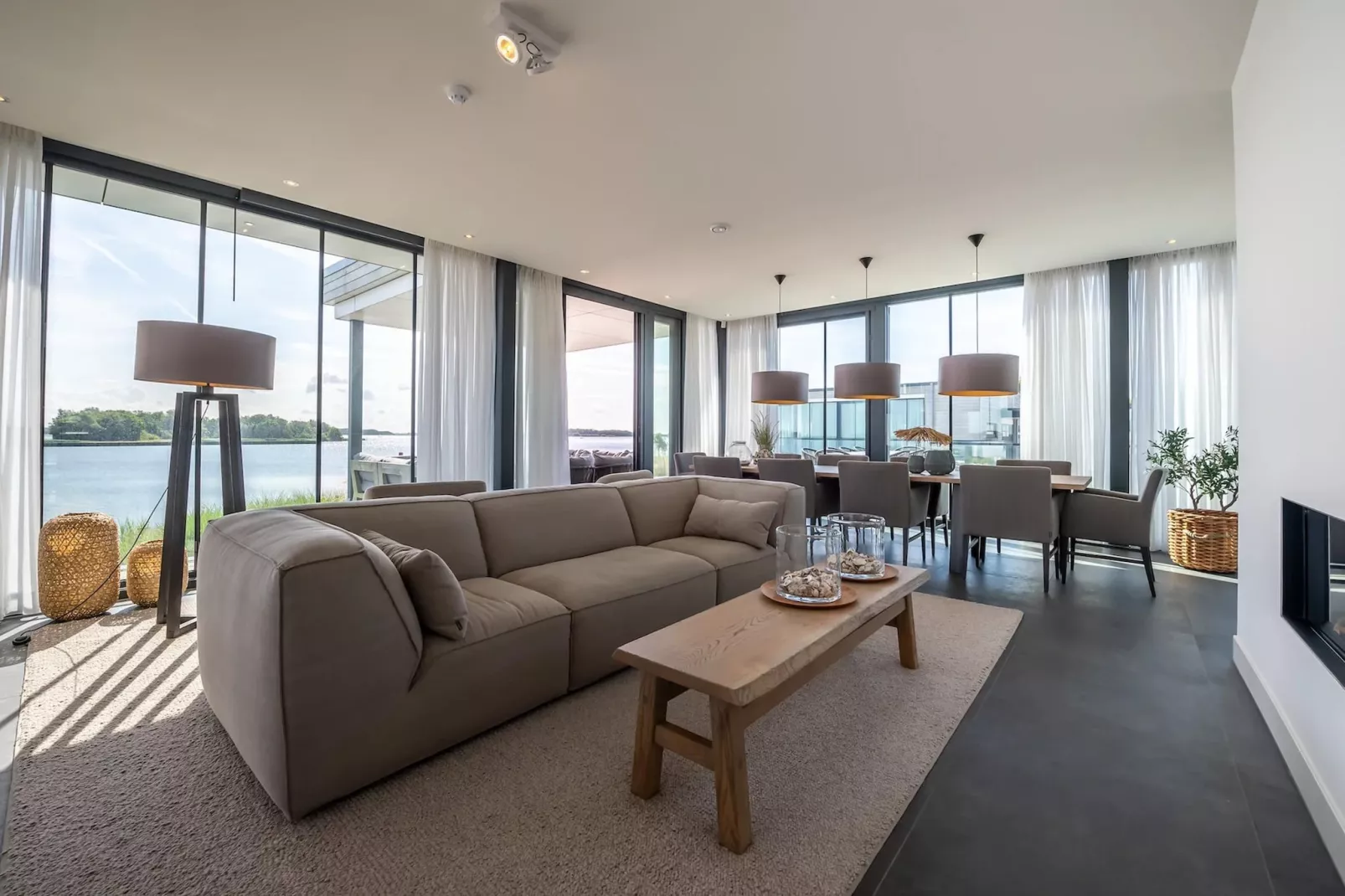 Harbour Village 4-Living room