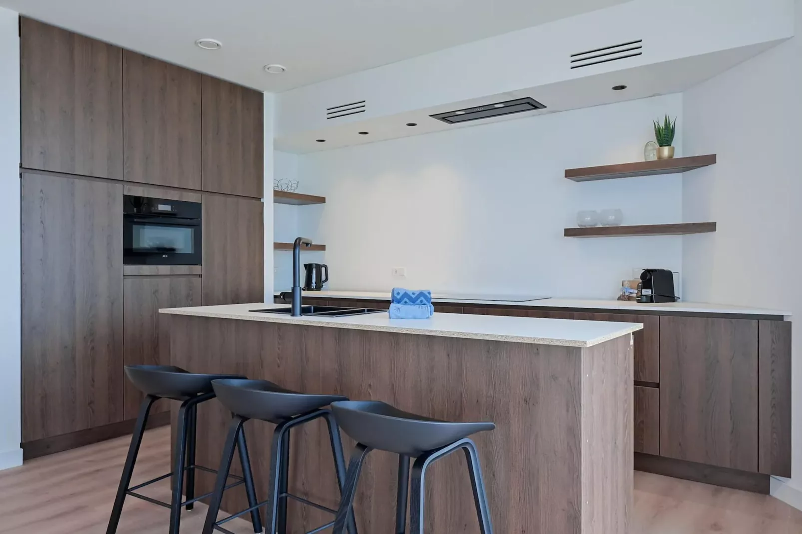 Breskens Apartments & Penthouses 5-Exterior summer