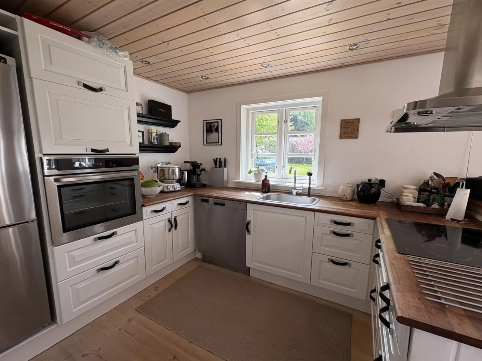 "Veljan" - 1.2km from the sea-Inside
