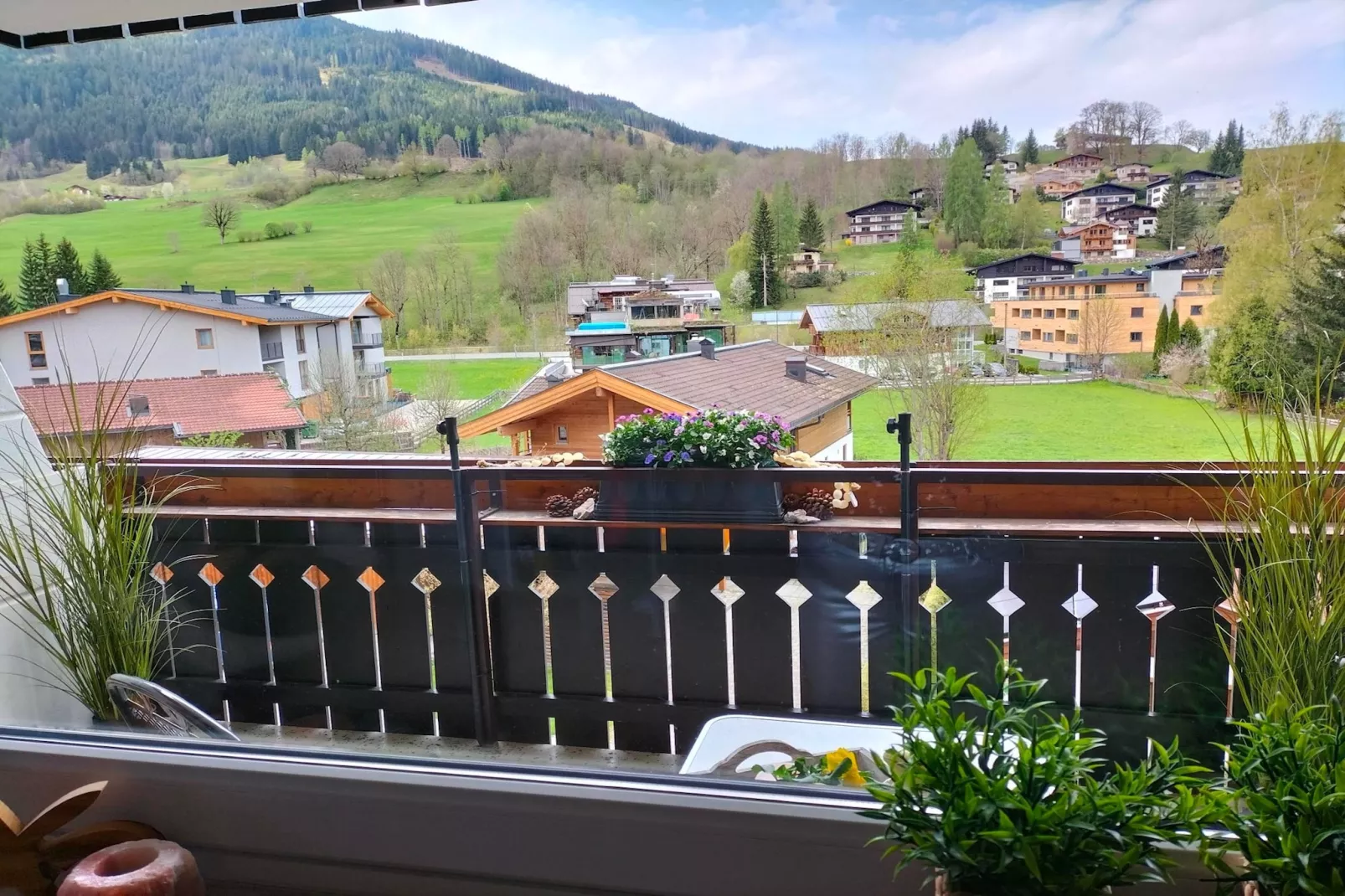 Apartment Urchen-Terrace balcony
