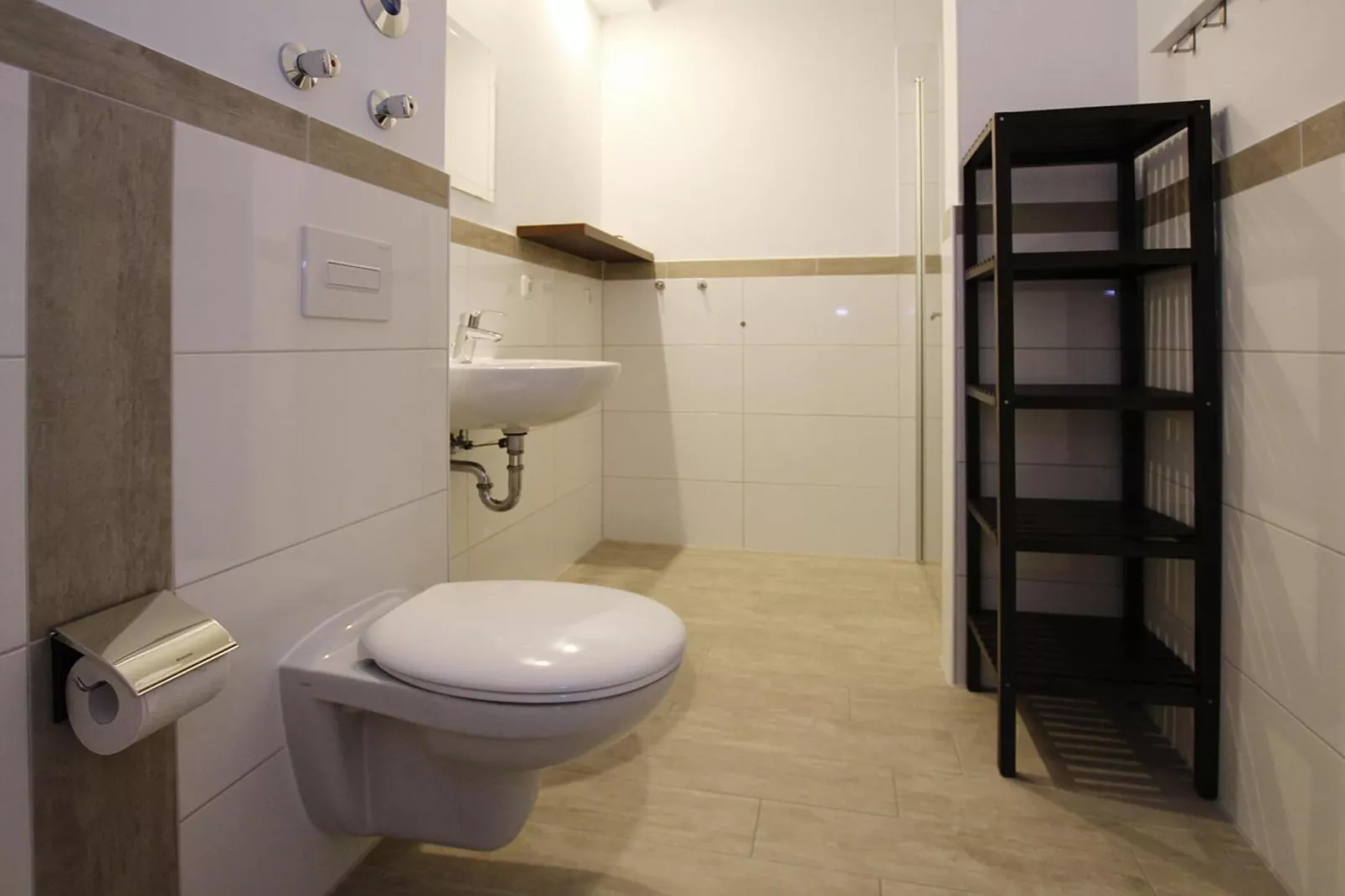 Apartment Hafenflair / Haus 3 OG-Wohnung 11 4 Personen-Bathroom