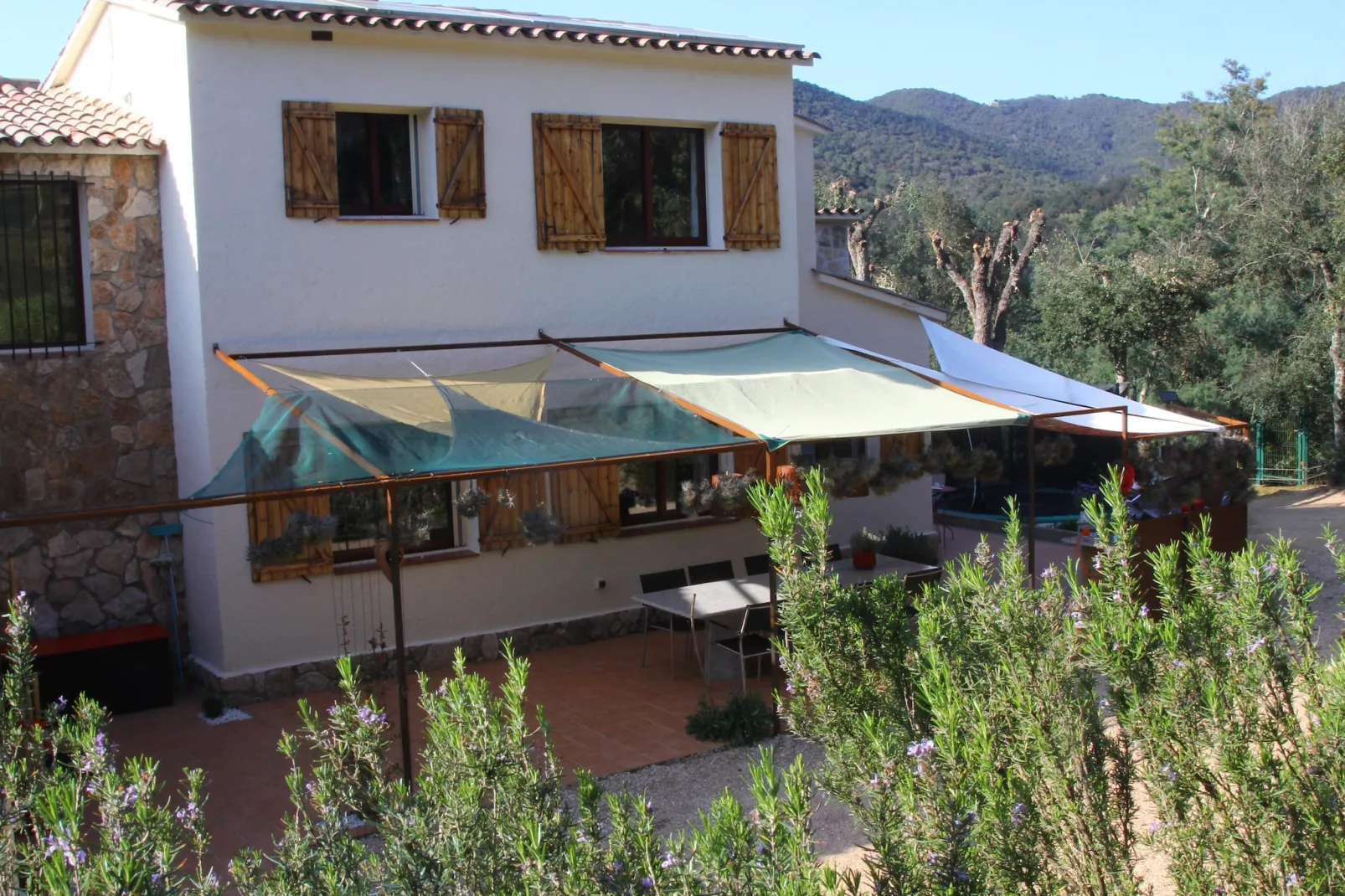 Vall Repos-Exterior summer