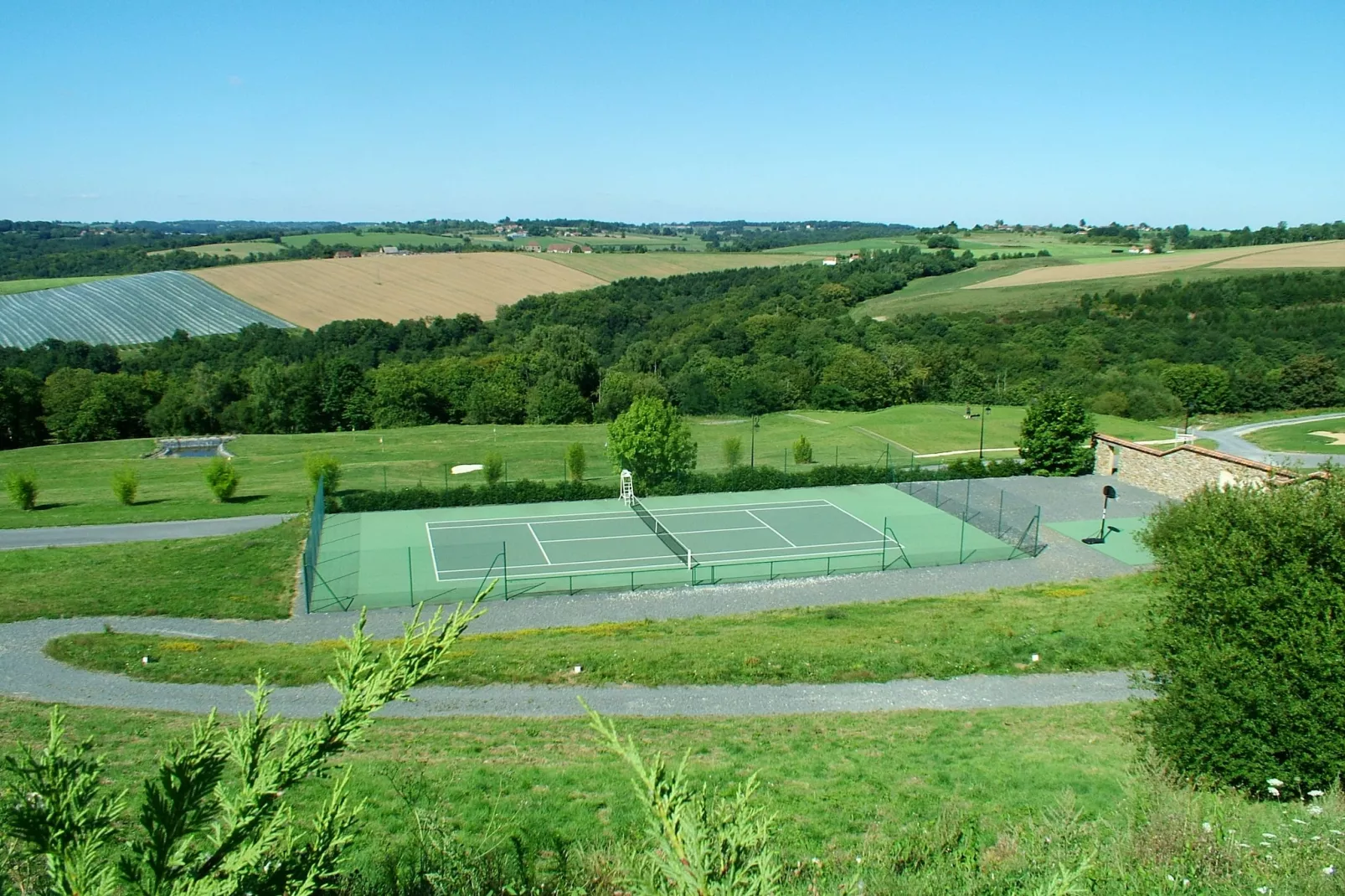Le Pavillon-Park facilities