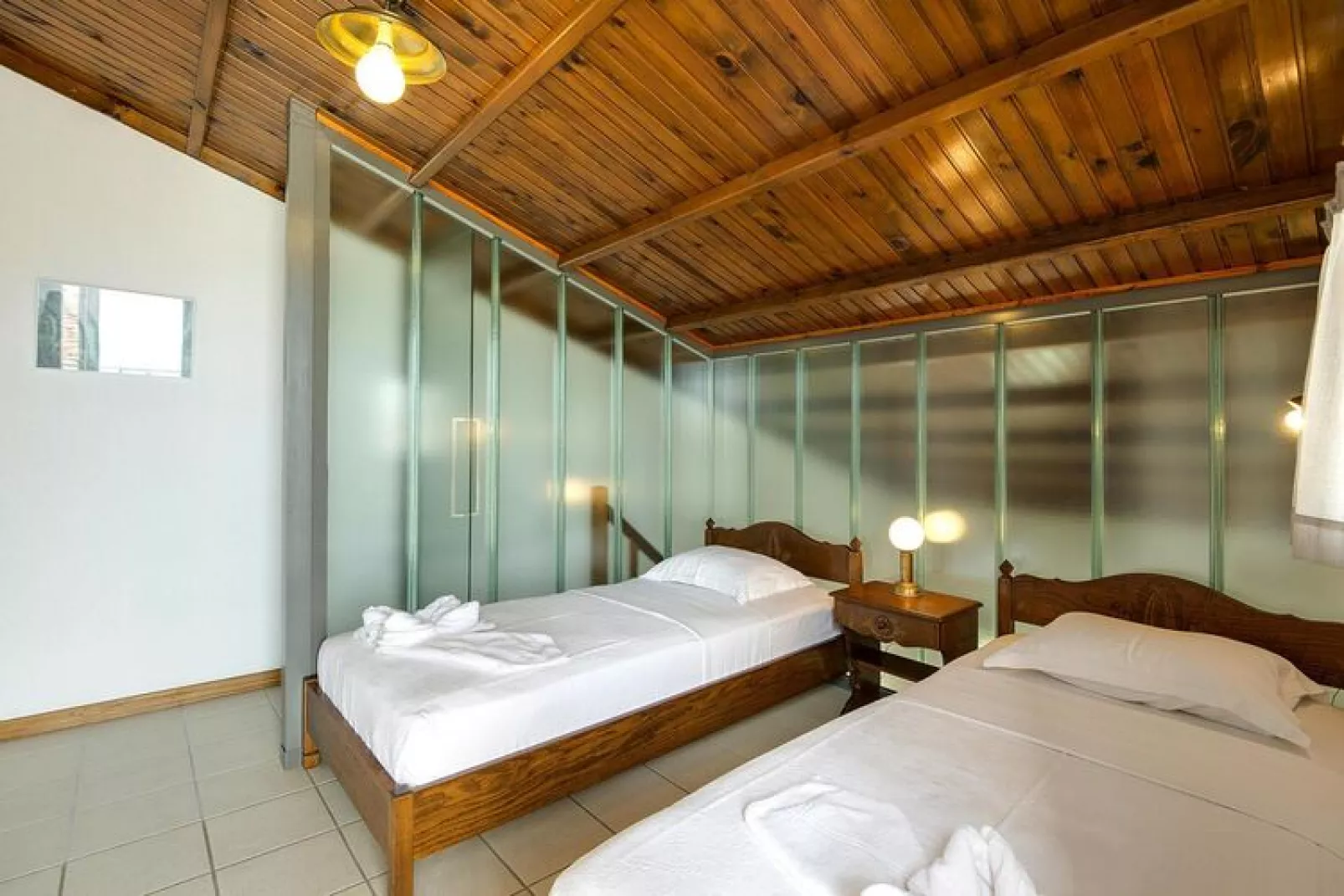 Holiday homes Trikorfo Beach, Gerakini-Panorama Senior, pax 2-6