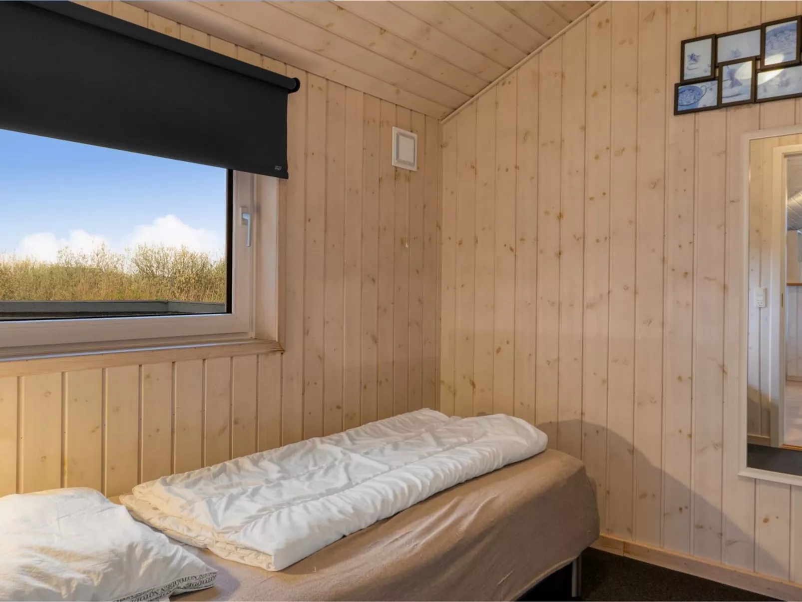 "Arnkil" - 700m from the sea-Inside