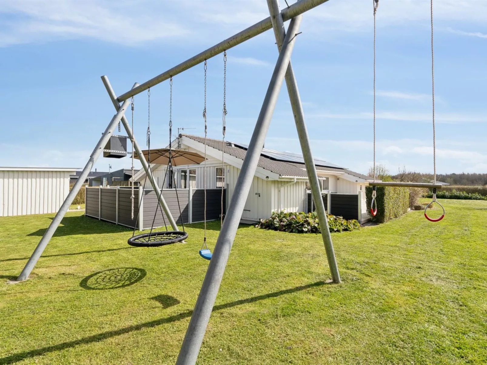 "Tjakko" - 700m from the sea-Draußen