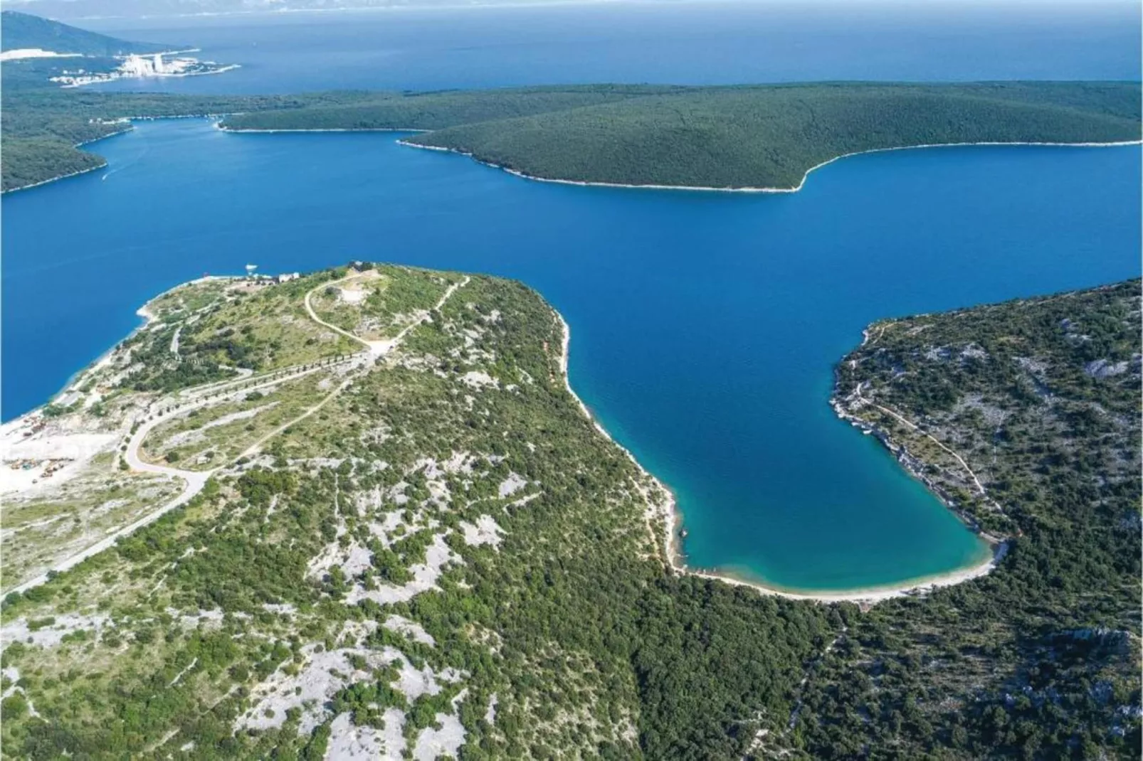 Villa Mateo-Areas summer 20km