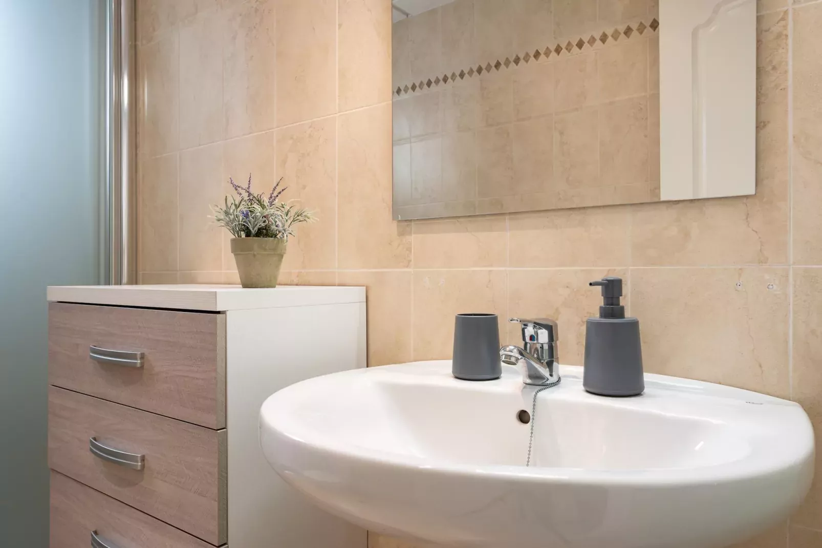 CT 291 - Faro's Boliches Beach for 4-Bathroom
