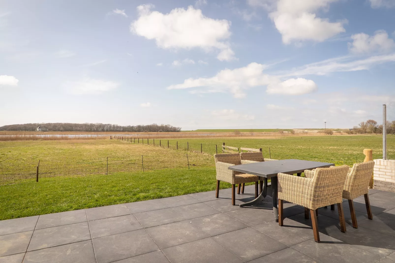 Bungalow Roggesloot A-8a-Terrassenbalkon
