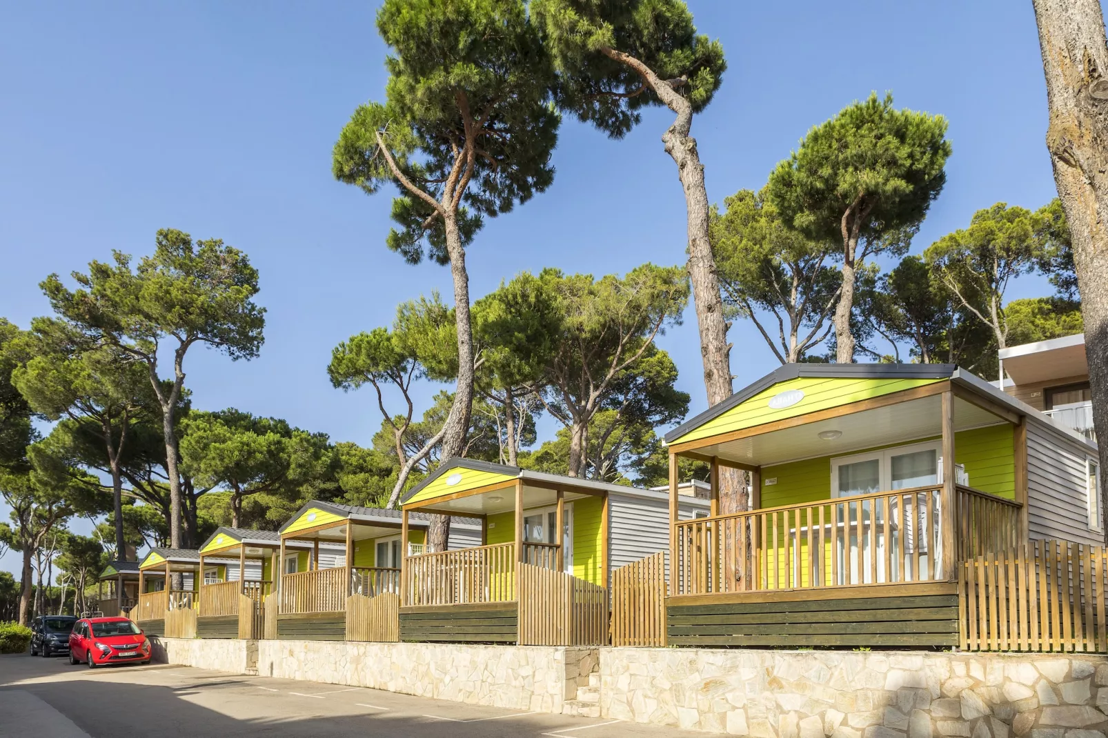 CAMPING INTERPALS Bungalow Garbi-Facilities