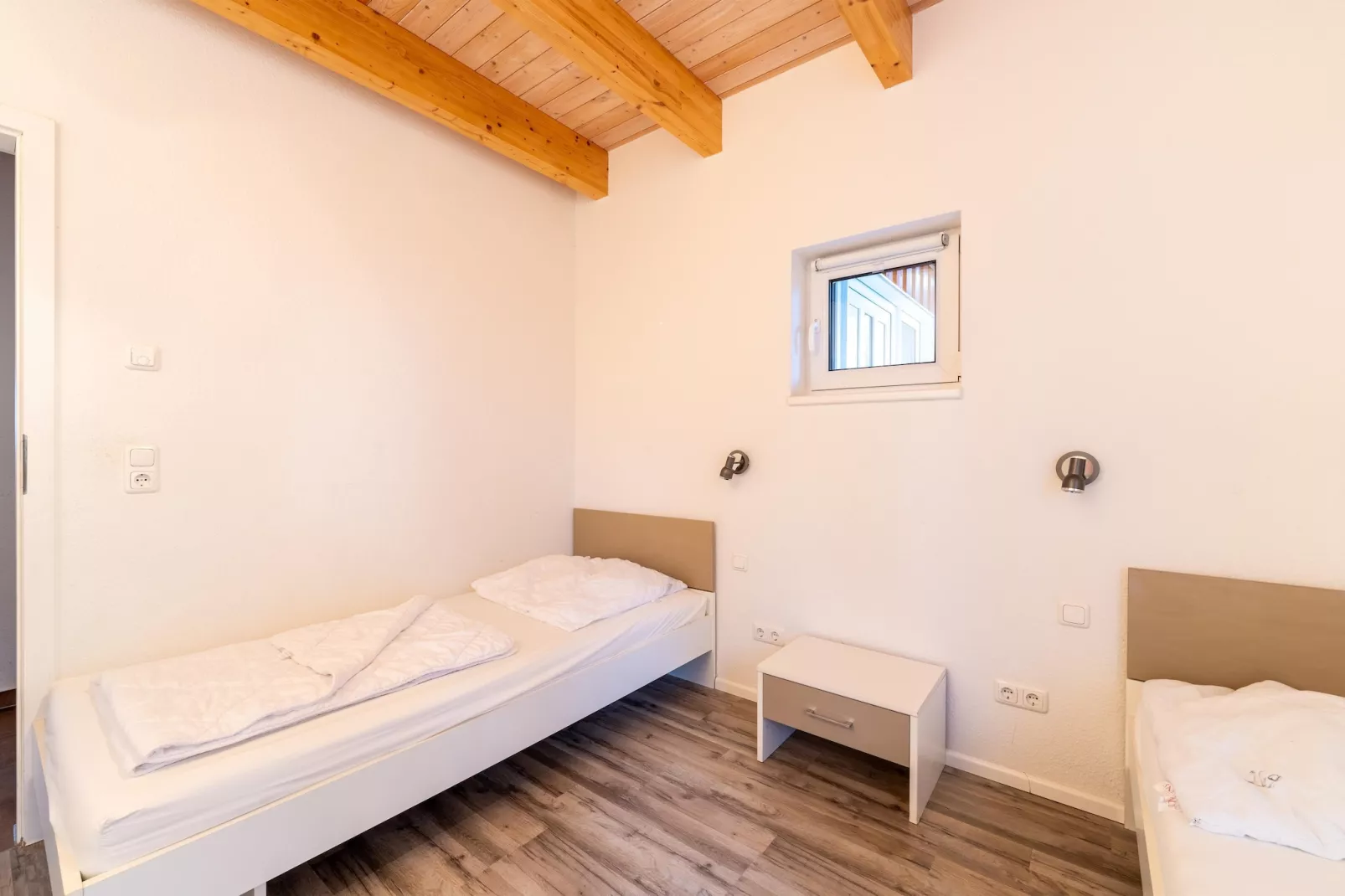 Kondor 253-Bedroom